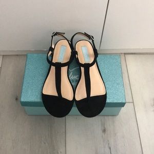 Betsey Johnson pearl flats 🥿 Brand New Never Worn